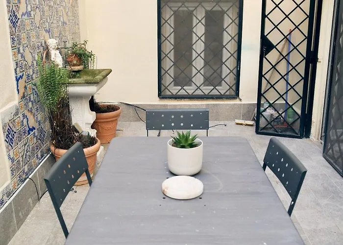 Spacious & Quiet Miracle In Trastevere Roma