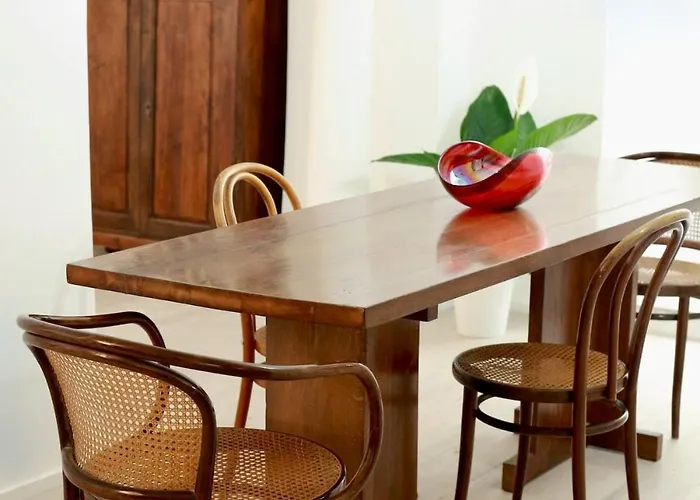 Spacious & Quiet Miracle In Trastevere